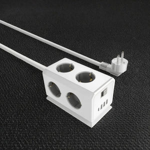 อะแดปเตอร์ชาร์จเร็วแบบพกพา 15W USB-C 4 พอร์ต QC3.0 พร้อมระบบป้องกัน OTP/OVP สำหรับโทรศัพท์มือถือ แล็ปท็อป และกล้องถ่ายรูป สำหรับการเดินทางในยุโรป - Product Image 3