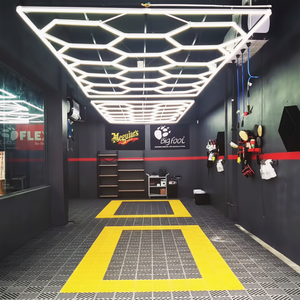 Luces LED Hexagonales Tipo Panal para Garaje, Taller y Almacén, Blancas, 6000K, Luz Diurna, CA 220V, Regulable, 2 Años de Garantía - Product Image 1