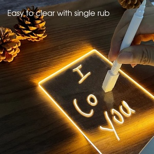 Tablero de Notas Acrílico LED 3D Creativo en Blanco para Regalo, Lámpara Nocturna LED Reutilizable con Tablero de Mensajes - Product Image 4