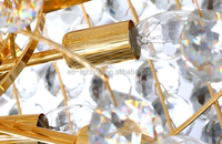Luminaire suspendu décoratif personnalisé pour hall d'entrée d'hôtel et mariage Grand lustre en cristal Empire doré de luxe