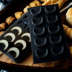 Moon Silicone Cake Mold 10 Cavities Baking Tool For Chocolate Cake Making Microwave Safe - Product Image 1