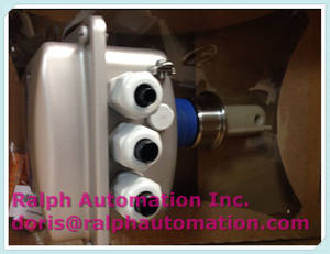 Transmetteur de conductivité d'analyse de l'eau Endress+Hauser CM444-AAM42A0F210BAA+AAEFZ1 avec capteur de pH - Product Image 2