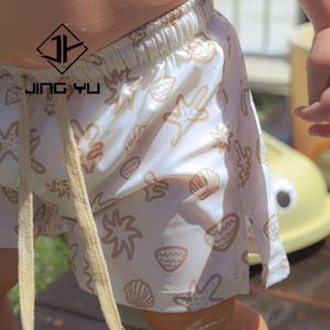 Shorts para Niños Estilo 2025, Shorts de Baño para Bebés con Estampado Veraniego, Shorts para Niños de Poliéster Reciclado Personalizados - Product Image 1