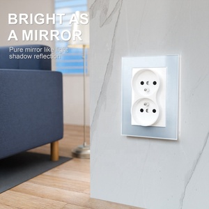 Enchufe de tierra de pared de la UE 250V 16A Francia Panel de vidrio manipulado Enchufe doble 2P + T Enchufe de pared - Product Image 3