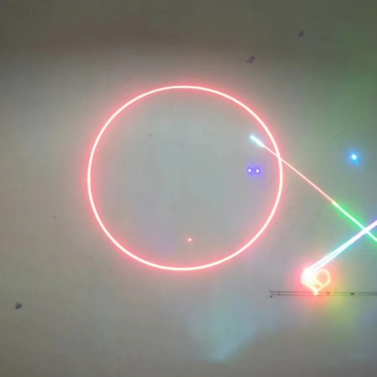 Groene Laser Podiumlichten Snijden Beelden Weer Te Geven Reclame Laser Ild Bar Opening Sessie Scherm Laser
