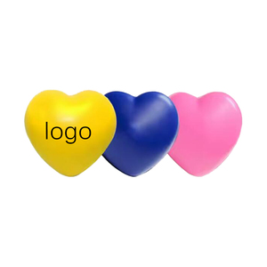 Squishy Mềm PU Bọt Chống Căng Thẳng Cứu Trợ Bóng Tùy Chỉnh Hình Trái Tim Bóng Đá Táo Bóp PU Chống Căng Thẳng Bóng Đồ Chơi Với Logo - Product Image 4