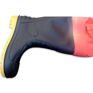 Combinaison de protection de résistance aux alcalis acides antistatiques étanches à l'eau Vêtements de protection chimique en PVC rouge robuste - Product Image 4