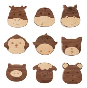 Hölzerne Babyzähne sammeln Box Souvenir süße Erinnerungen Chinesisches Tierkreis Design Massivholz