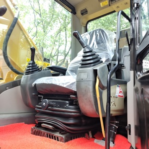 Used <b>for</b> 306E Rubber Track Pads Excavator 2022 Model 1.0m Bucket Capacity PLC & Engine Components - Product Image 2