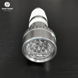 Lampe torche murale d'urgence en aluminium noir-argent de haute qualité, durable et économe en énergie, personnalisable pour hôtels, par Guest <span class=keywords><strong>Guess</strong></span> - Product Image 2