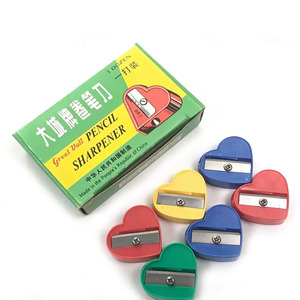 Sacapuntas Manual de Plástico de un Solo Orificio para Niños, Diseño de Corazón, Ecológico, Duradero, para la Escuela y la Oficina - Product Image 1