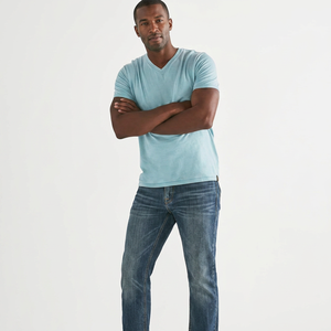 T-shirts pour hommes 100 % coton en gros – Design col en V tendance, respirants et élégants – Stock en vrac à prix compétitif - Product Image 1