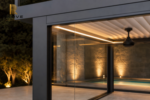 Pergola autoportante RKOVE RK-C3 5x5m pour villa et spa, structure d'ombrage à panneaux de verre avec interface pour ventilateur, idéale pour terrasses d'architects européens - Product Image 6