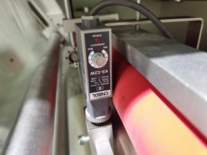 Imballaggio orizzontale completamente automatico barretta di cioccolato Candy Wrapping Soap Flow Spoon cotone sanitario che fa la macchina imballatrice del cuscino - Product Image 2