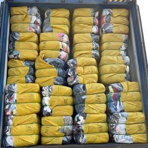 Ensemble 2 pièces mode été pour enfants et tout-petits, styles variés, chemises et gilets, surplus de vêtements, tailles mixtes, vente en gros - Product Image 6