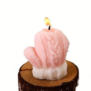 Bougie de luxe en cire de paraffine et de soja pour l'aromathérapie, ensemble mignon de gants et chapeau en laine pour les fêtes de Diwali et les fournitures de Noël - Product Image 4
