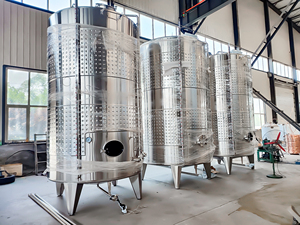 Tanque de Fermentación de Acero Inoxidable de 2000L para la Elaboración de Vino, Vino Tinto y Cerveza - Product Image 5
