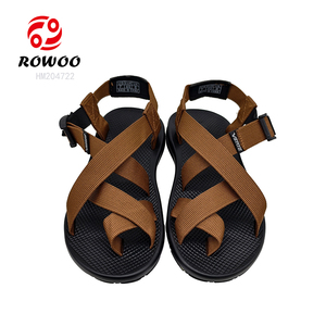 Vente en gros <span class=keywords><strong>Sandales</strong></span> d'été d'extérieur personnalisées en caoutchouc EVA pour femmes <span class=keywords><strong>Pieds</strong></span> <span class=keywords><strong>nus</strong></span> de grande taille pour les sports de randonnée pour les jeunes - Product Image 2