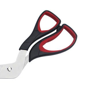 Tijeras para Pizza de Diseño Moderno con Mango Negro y Rojo para Cortar Pizza, Quesadillas y Panes Planos en Fiestas Familiares - Product Image 6