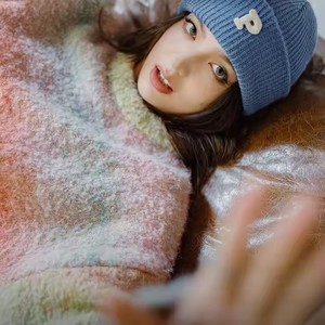 Maden Wholesale Women's Knit Sweater Vintage Gradient <strong>Rainbow</strong> Colorful Cozy Casual Layering <strong>Top</strong> Plush Pullover Warm Winter Fall - Product Image 4