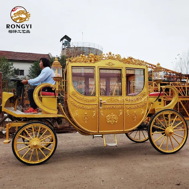 leisure travel sightseeing carriage/Luxurious Elegant Princess Royal carriage Classic Wedding Sightseeing Horse Drawn Carriage