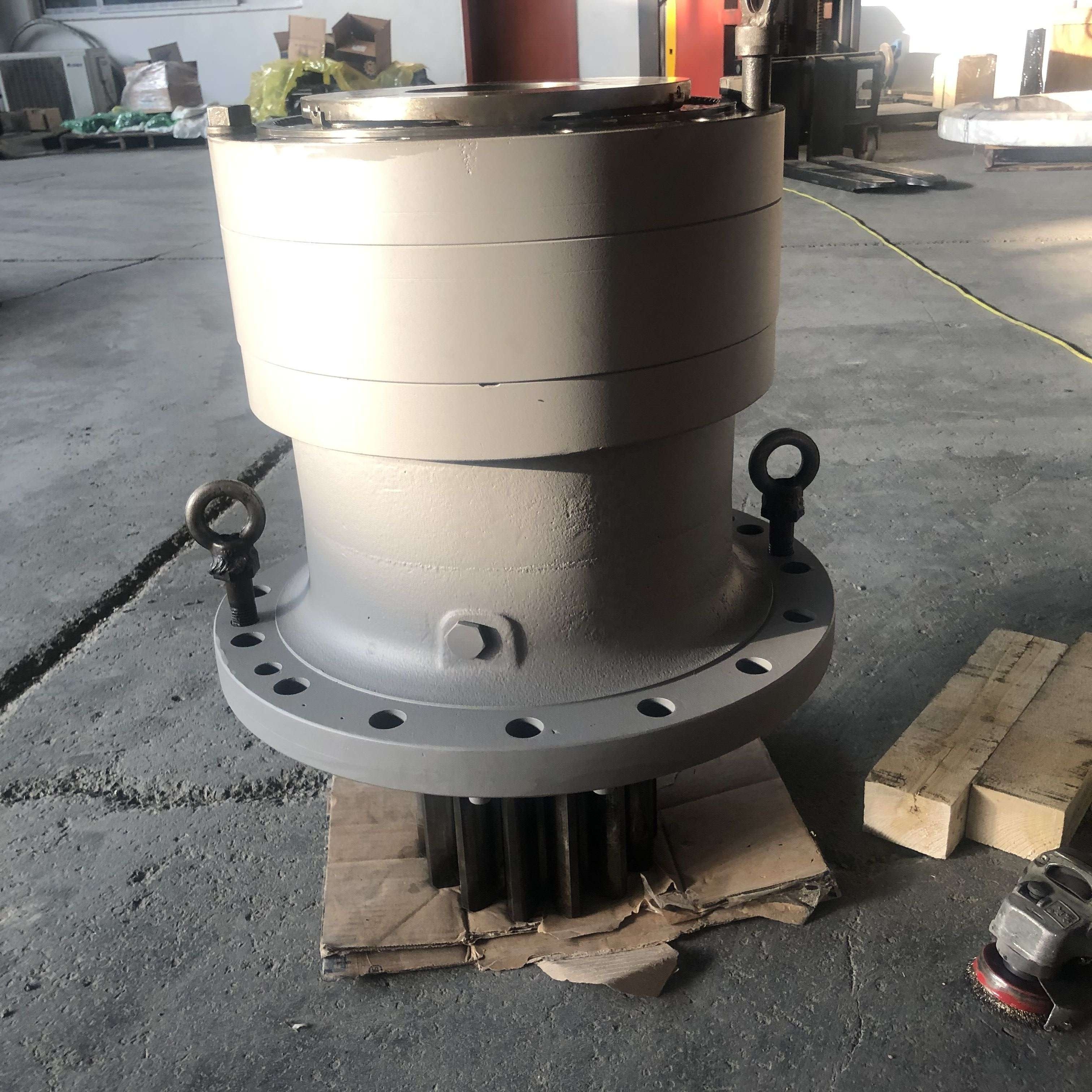 激動 Hitachi Excavator ZX870-5G Swing Reducer 9293649 Gearbox