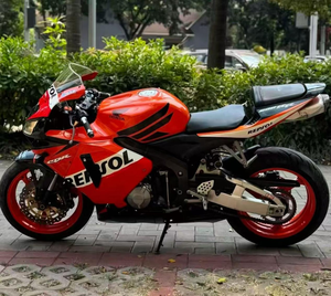 Motocicleta con Diseño <span class=keywords><strong>Repsol</strong></span>, <span class=keywords><strong>Moto</strong></span> de 120HP, Motor de Gran Cilindrada Refrigerado por Líquido para Deportes de Fin de Semana - Product Image 2