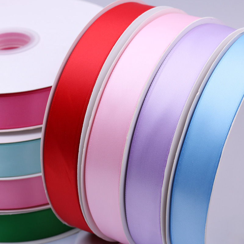 E-Magic Hot Selling 13mm Single/Double Faced Satin Ribbon Roll Custom White Ribbon With Logo 100% Polyester Gift Wrapping Roll