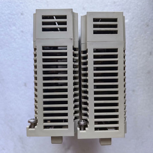 Controlador de Movimiento LIO-01 JAPMC-IO2300-E MP2300siec MP920 - Product Image 4