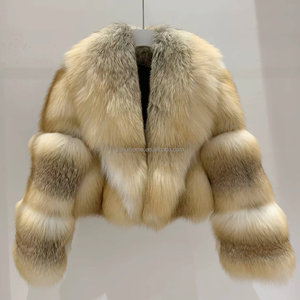 Cappotto corto personalizzato alla moda <span class=keywords><strong>con</strong></span> cappuccio da donna <span class=keywords><strong>con</strong></span> stampa animalier di nuova <span class=keywords><strong>pelliccia</strong></span> artificiale invernale 2025 - Product Image 1