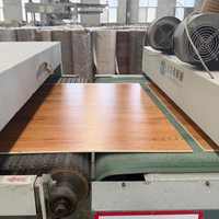 WPC-Verbunddielen Außenbodenplatten Quadratische Pool-Bodenbeläge Technische Holzpaneele für Garten Küche Terrasse