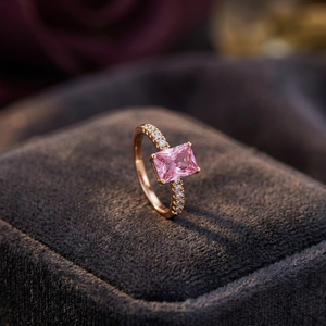 Bague élégante en laiton plaqué or avec zircon rose, pierre de cristal taille émeraude rectangulaire, pour fiançailles et mariage, bijoux pour femmes - Product Image 3