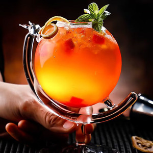 Cocktail Glass Bar Celebrity Personality Western Restaurant <b>Cold</b> Drink <b>Cups</b> With Lids and Straws - Product Image 6