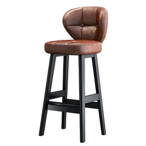 <span class=keywords><strong>Tabouret</strong></span> haut en cuir marron avec pieds en <span class=keywords><strong>bois</strong></span> massif, chaise <span class=keywords><strong>de</strong></span> <span class=keywords><strong>bar</strong></span> à dossier rembourré doux pour îlot <span class=keywords><strong>de</strong></span> cuisine à la maison, café <span class=keywords><strong>et</strong></span> <span class=keywords><strong>bar</strong></span> - Product Image 2
