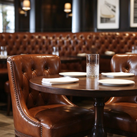Meubles de restaurant commerciaux, chaise de salle à manger en cuir brun vintage capitonnée, table ronde en bois massif pour bistrot, café, hôtel