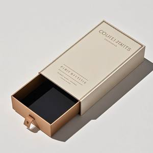Boîte cadeau coulissante en carton rigide recyclé, imprimée avec logo personnalisé, écologique, avec poignée en ruban - Product Image 1