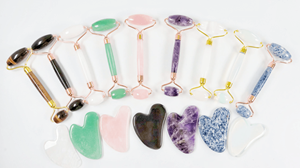 Set <span class=keywords><strong>di</strong></span> Strumenti <span class=keywords><strong>per</strong></span> Massaggio <span class=keywords><strong>Viso</strong></span> 2025 con Logo Personalizzato, Rullo in <span class=keywords><strong>Pietra</strong></span> <span class=keywords><strong>di</strong></span> <span class=keywords><strong>Giada</strong></span> e Gua Sha, Rullo in Diaspro Rosso <span class=keywords><strong>per</strong></span> <span class=keywords><strong>il</strong></span> <span class=keywords><strong>Viso</strong></span> - Product Image 5