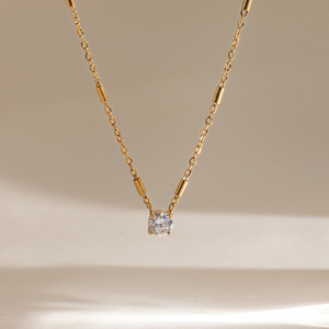 Pendentif solitaire géométrique rond en zircon, collier en acier inoxydable, bijoux à porter au quotidien pour femmes - Product Image 2