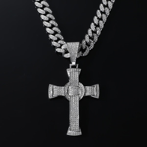 2026 New Simple Popular Design Hiphop Style Alloy Gold Plated <b>Cross</b> Pendant Necklace Exquisite Men's Necklaces Wholesale Jewelry - Product Image 2