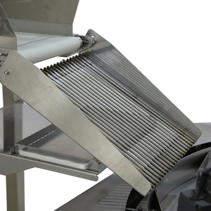 Machine d'emballage à disques inclinés avancée à grande vitesse pour les gâteaux aux flocons d'avoine, au chocolat et au nougat - Product Image 2