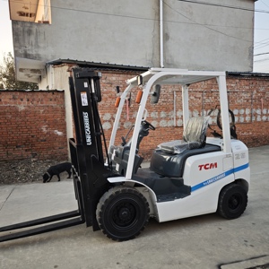Used ORIGINAL JAPANESE Diesel LPG TCM FG30T4 2.5-Ton Forklift Lifting Tools 2022 Model Retail in Hefei for Sale - Product Image 2