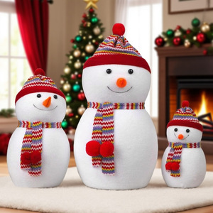 Muñeco de Nieve Navideño, Adorno para Árbol de Navidad, Modelo con Gorro Lei Feng - Product Image 4