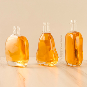 Botella de Vidrio de Alta Gama con Forma Elegante para Whisky, Brandy, Vodka y Licores, 750 ml, con Corcho y Calcomanía Serigrafiada, Promoción de Fábrica China - Product Image 3