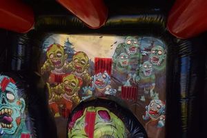 โจมตีซอมบี้ด้วยการขว้างขวานและยิงธนู ระเบิดซอมบี้ ขว้างขวาน ซอมบี้ ฮาโลวีน ของเล่นเป่าลม - Product Image 4