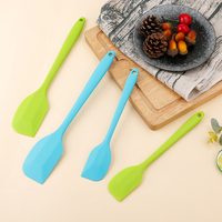 Spatule de cuisine en silicone colorée résistante à la chaleur pour pâtisserie, outils à gâteau, mélangeur de crème, racloir à beurre