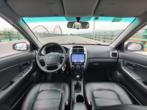 Kia Cerato Sedan 2014 Usata in Ottime Condizioni, Cambio Manuale, Interni in Pelle Scura, Trazione Anteriore, Pneumatici R15, Guida a Sinistra - Product Image 6