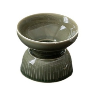 Juego de filtros de colador de té de cerámica hecho a mano Yue Kiln diseño moderno <span class=keywords><strong>Celadon</strong></span> para uso doméstico accesorios de té Kung Fu Filtro de té - Product Image 5