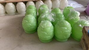 โกศใส่เถ้าเผาหินเทียมขัดเงาสีเขียวบริสุทธิ์แบบกำหนดเอง - Product Image 4