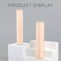 Tubes de brillant à lèvres de luxe vides en PETG, à visser, double logo personnalisé, couleur personnalisée, recyclables, avec étiquetage de surface en plastique