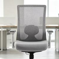 Chaise de bureau de direction ergonomique réglable de style moderne de haute qualité avec dossier haut et siège en maille rotatif durable
